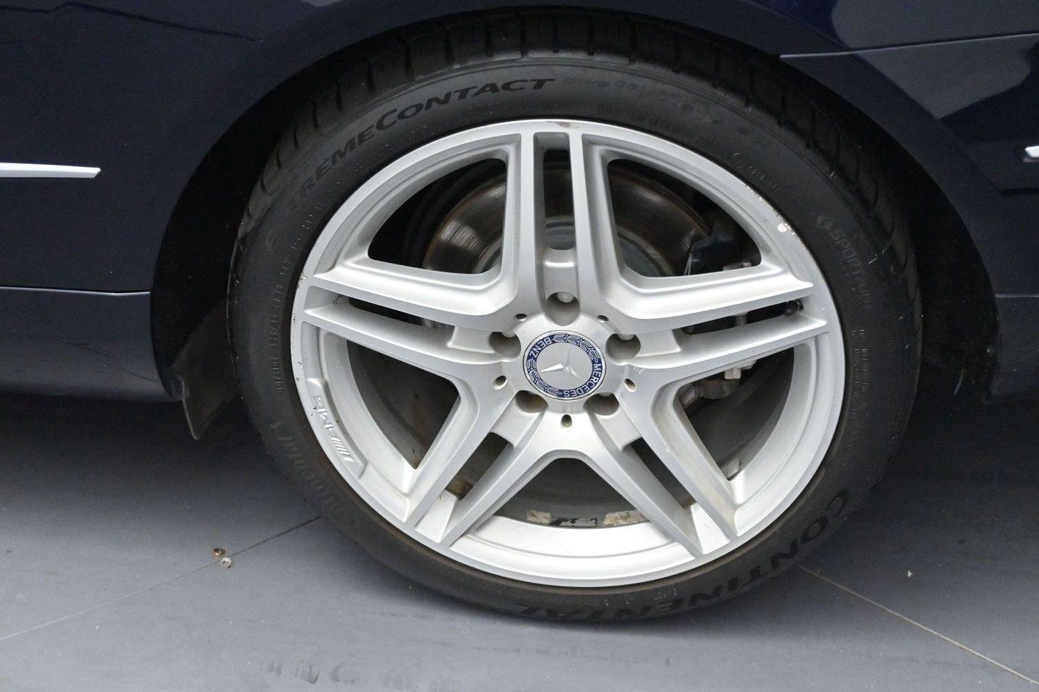 Used 2011 Capri Blue Metallic Mercedes-Benz E 350 image 34