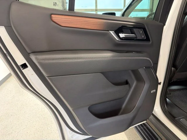 Used 2025 White GMC Denali image 50