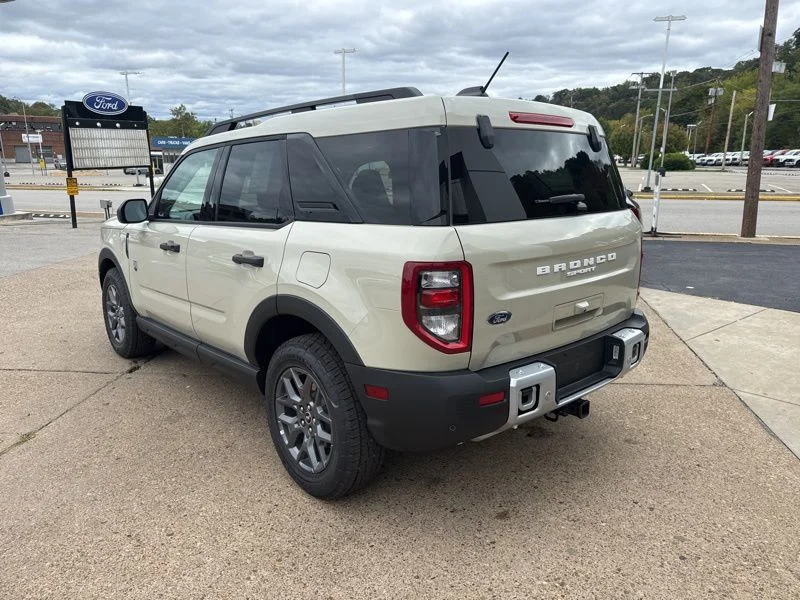 New 2025 Desert Sand Ford Big Bend® image 5