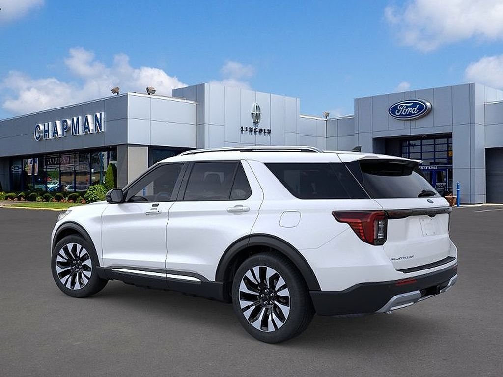 New 2026 Star White Metallic Tri-Coat Ford Platinum™ image 4