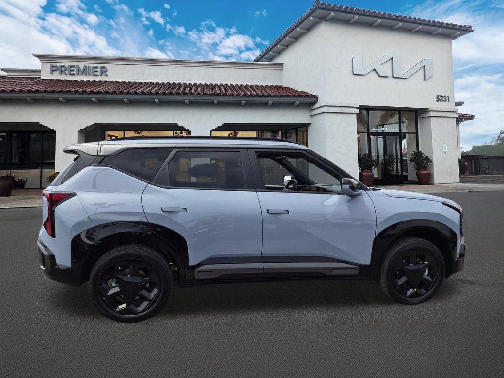 New 2027 Pale Gray Kia X-Line S image 9