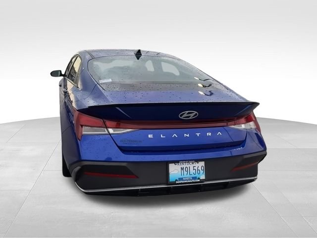 Used 2025 Blue Hyundai SEL Sport image 7