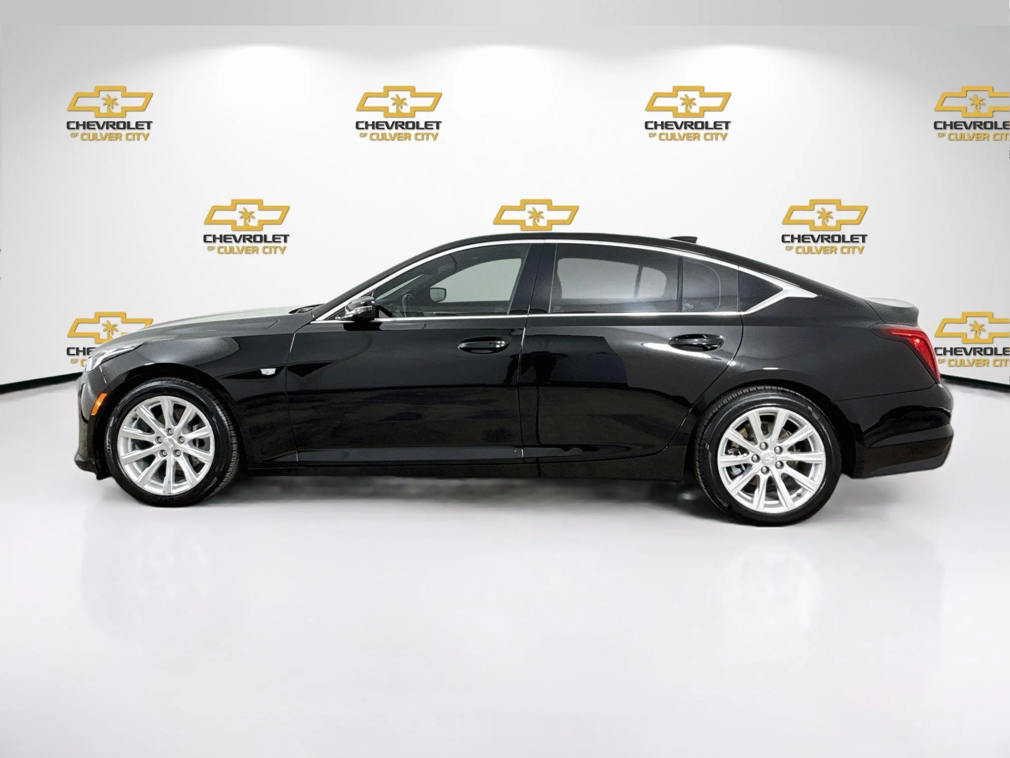 Used 2023 Black Raven Cadillac Luxury image 5