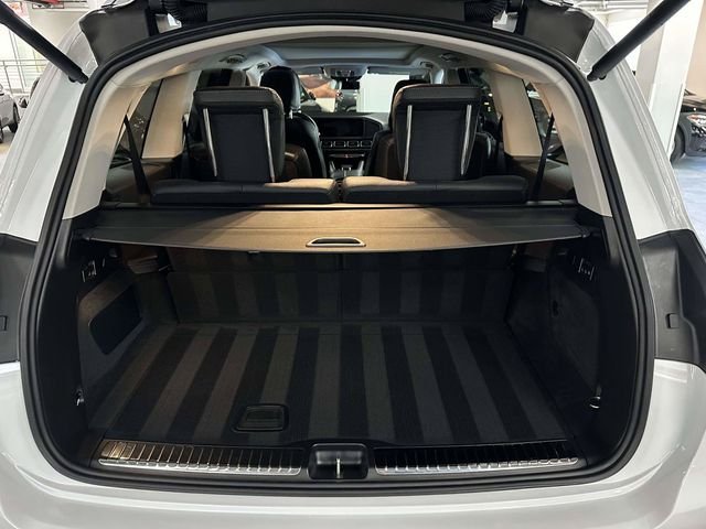 Certified Used 2025  Mercedes-Benz GLS 580 image 16
