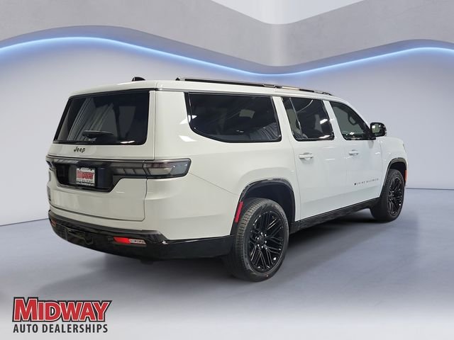 New 2026 Bright White Clear-Coat Exterior Paint Jeep Limited Reserve image 5