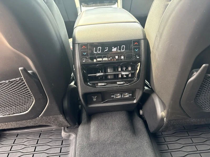Certified Used 2021 White Jeep Summit image 20