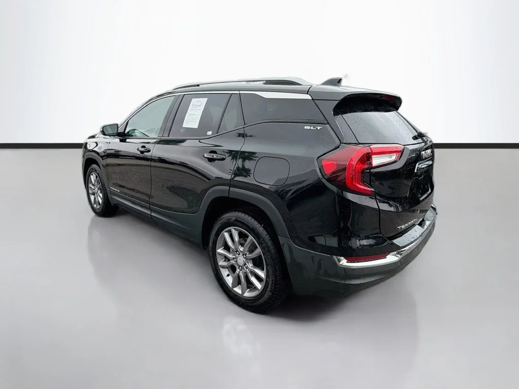 Used 2023 Black GMC SLT image 7