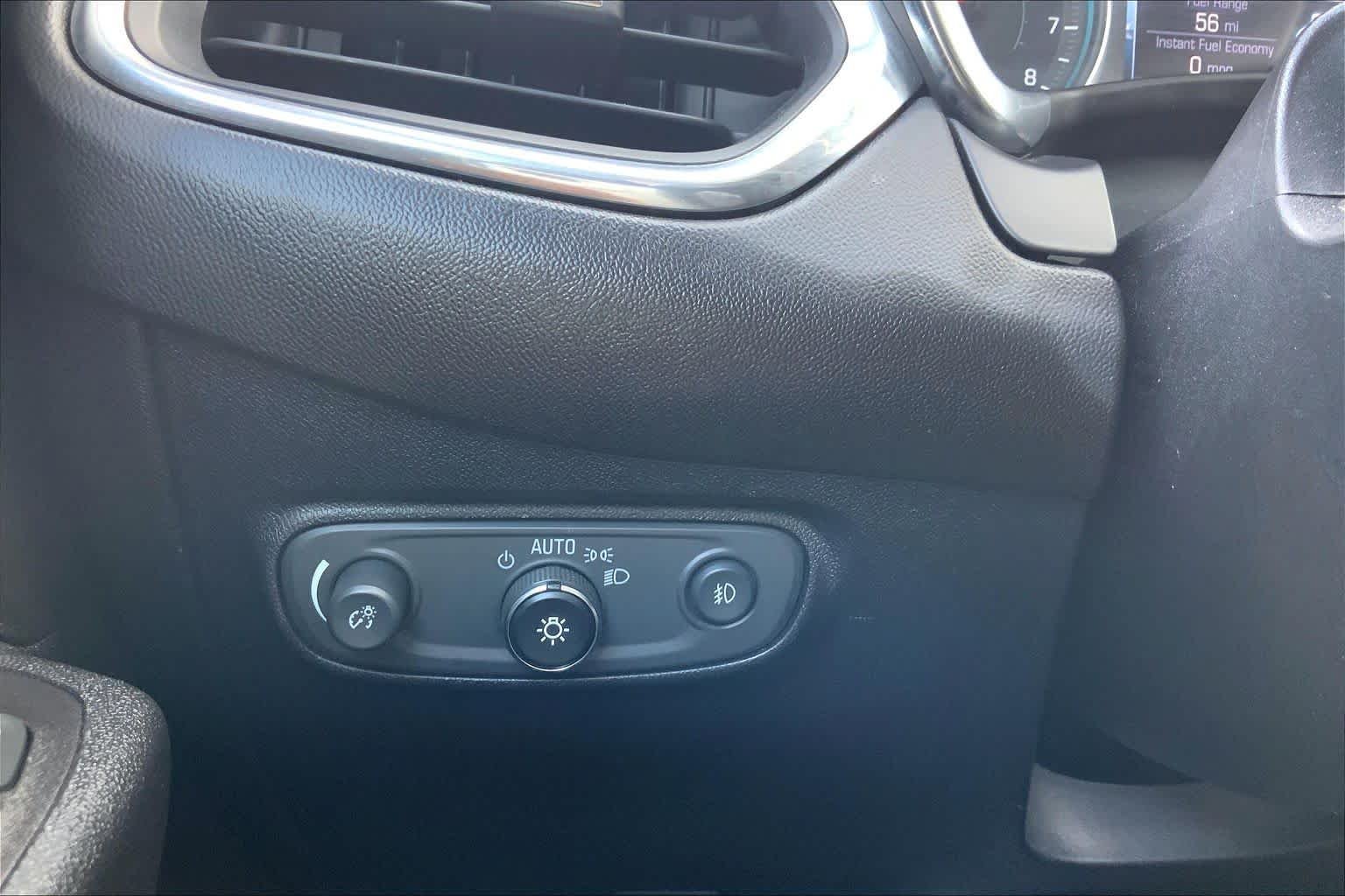 Used 2018 Mosaic Black Metallic Chevrolet Premier image 34
