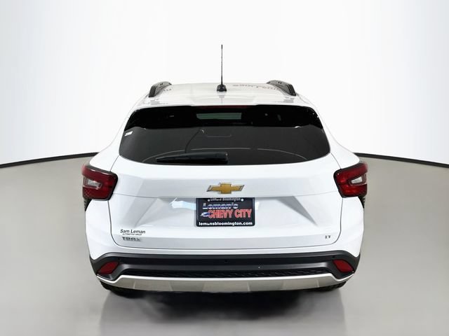 New 2026 Summit White Chevrolet LT image 7