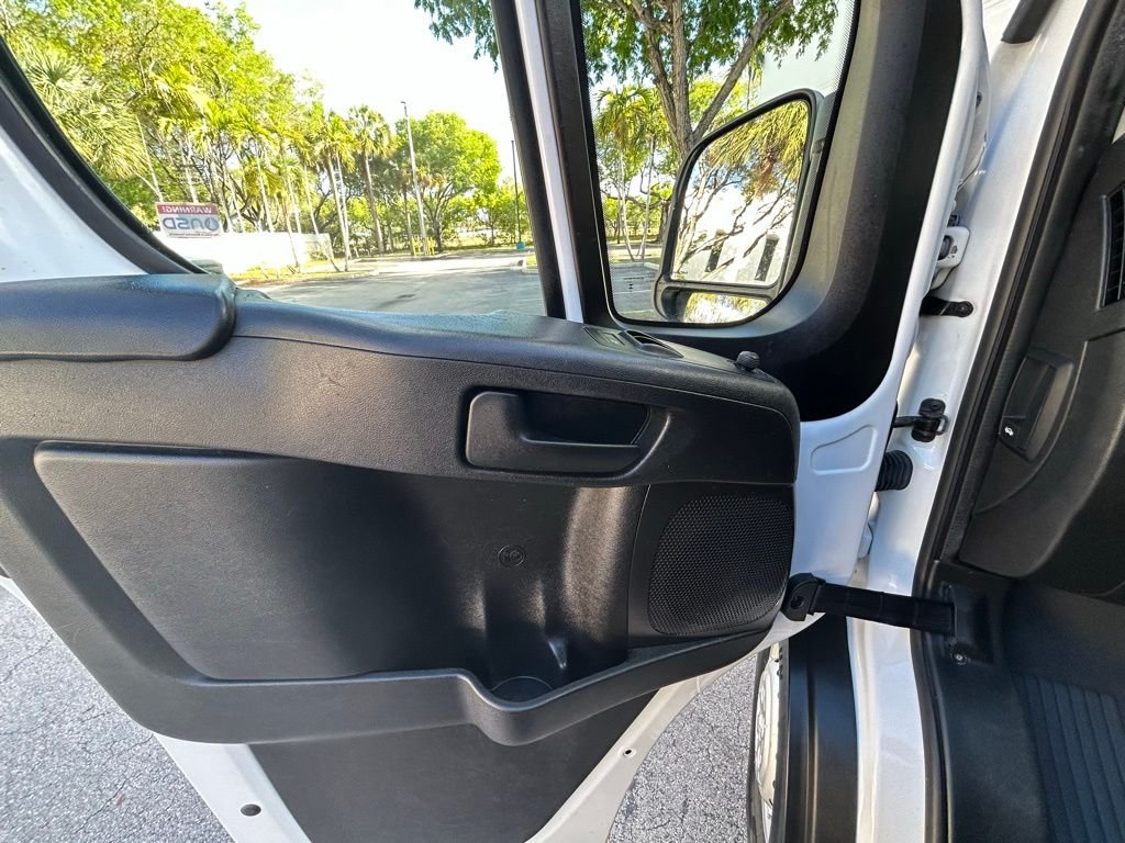 Used 2023 White Ram High Roof image 10