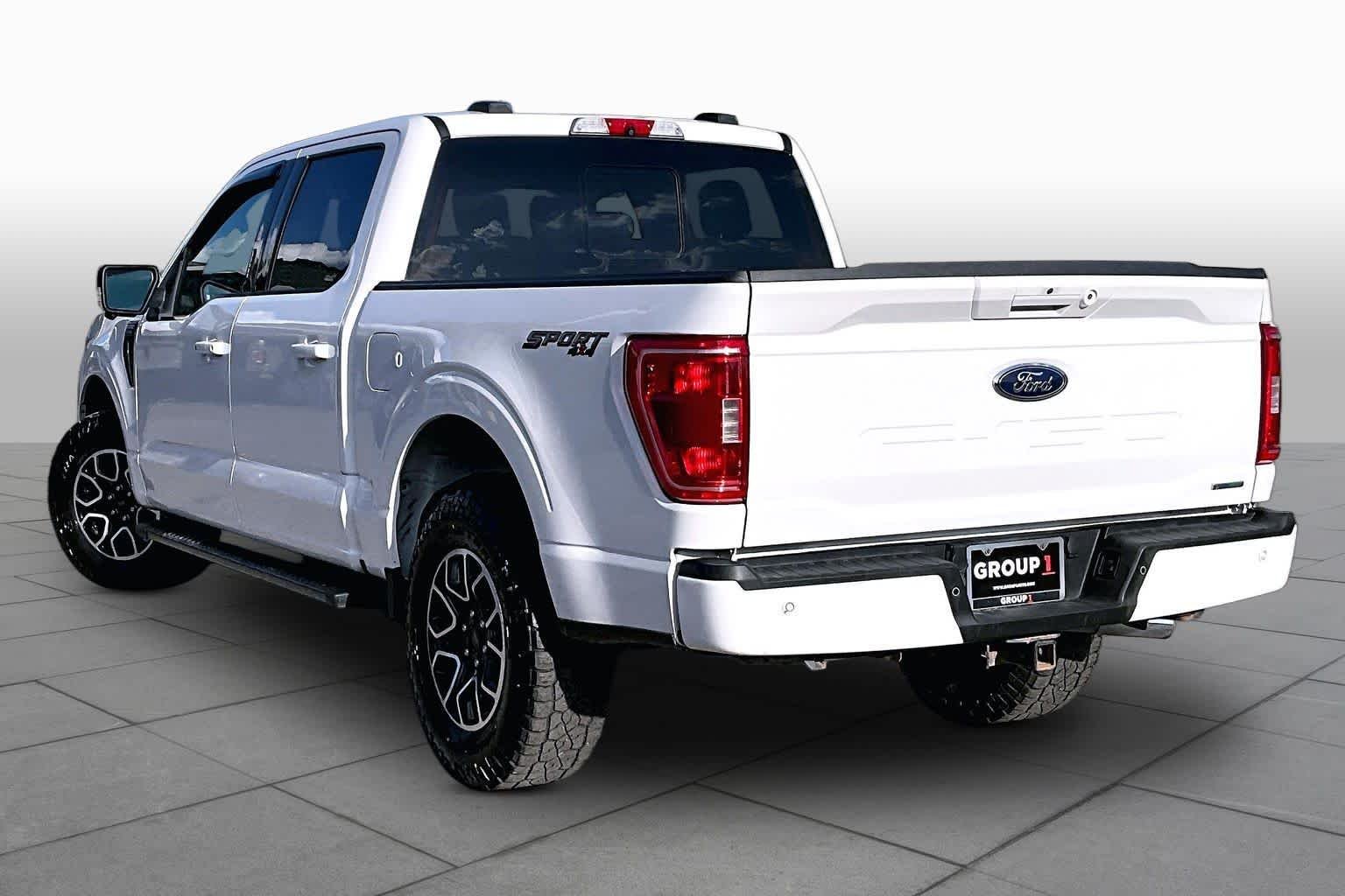 Used 2021 Oxford White Ford XLT image 13