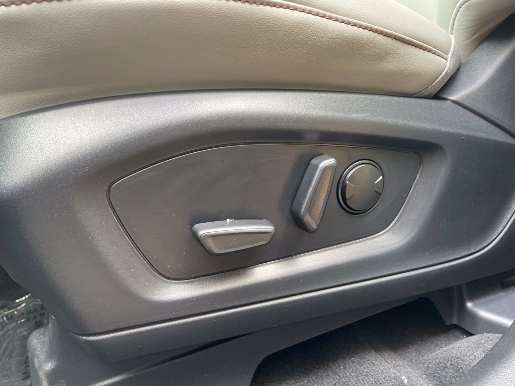 New 2027 Agate Black Metallic Ford Active image 14