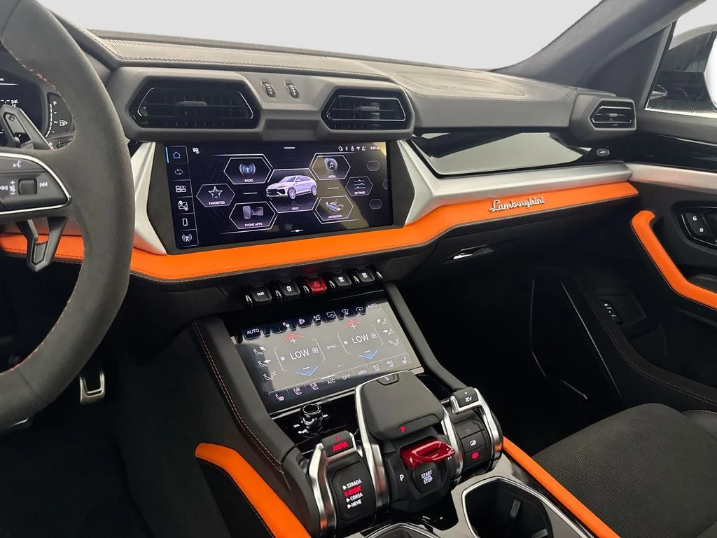 New 2026  Lamborghini SE image 25