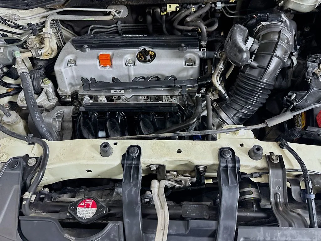 Used 2012 White Honda EX-L image 37