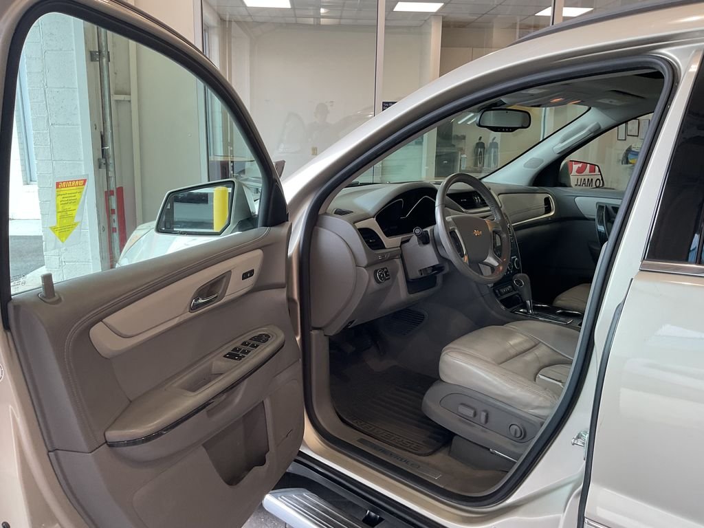 Used 2013 Gold Chevrolet LTZ image 12
