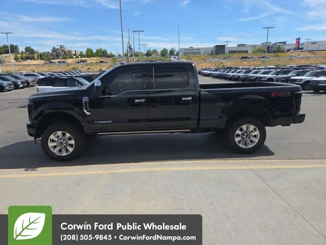 Used 2018 Shadow Black Ford  image 4