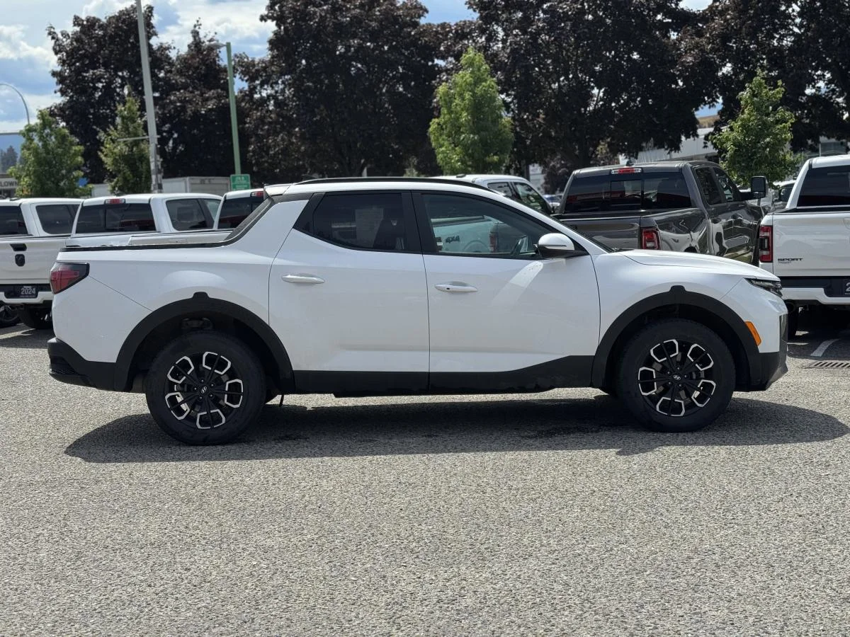 Used 2024 White Hyundai Preferred image 5