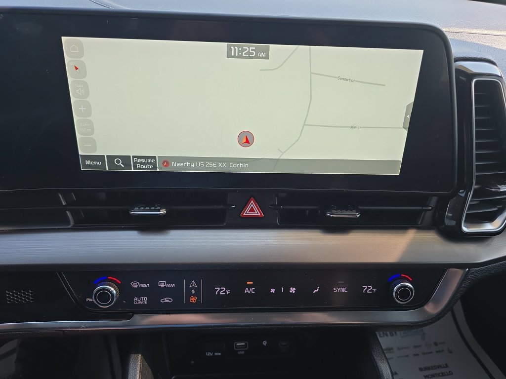 Used 2023 White Kia EX image 22