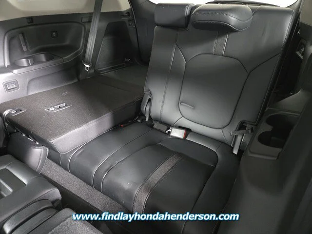 Certified Used 2025 Platinum White Pearl Honda EX-L image 49