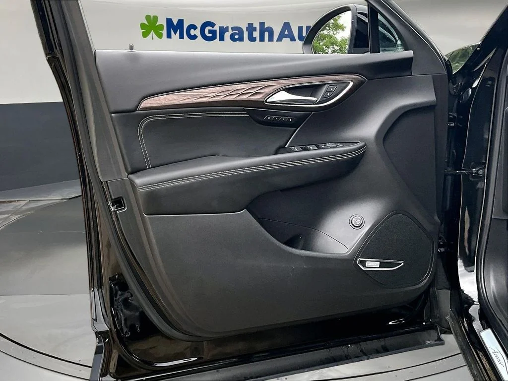 Used 2023 Black Buick Avenir image 23