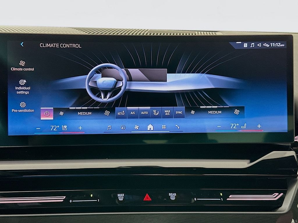 2025 BMW 5 Series 530i - Photo 16