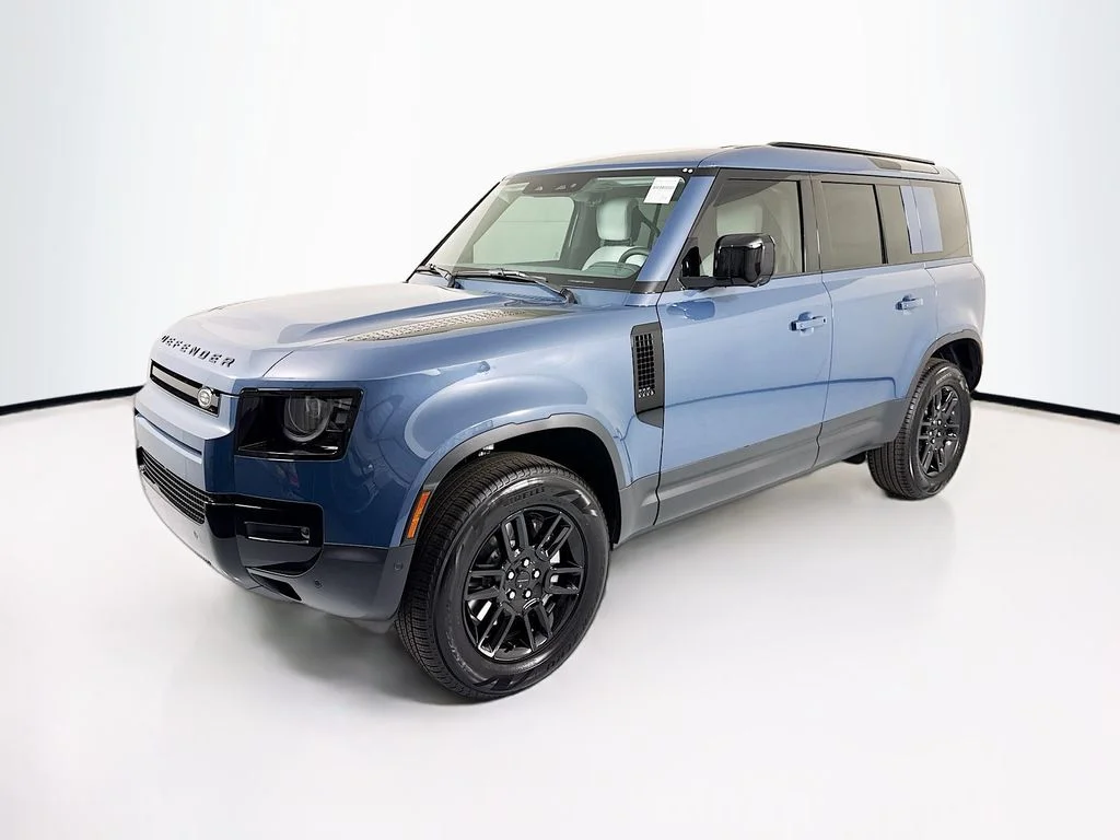 ラベンダーブルー!! Pre-Owned 2026 Land Rover Defender 110 S 4D Sport Utility in