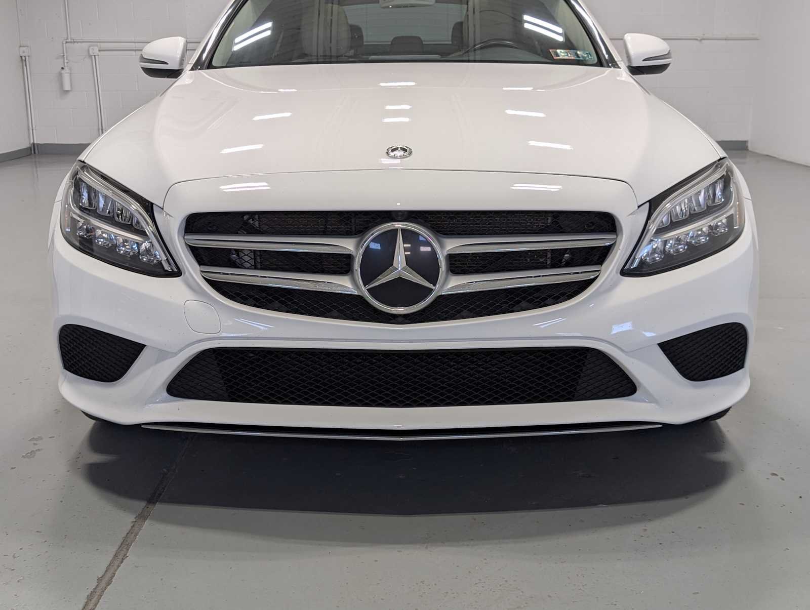 Used 2019 Polar White Mercedes-Benz C 300 image 2
