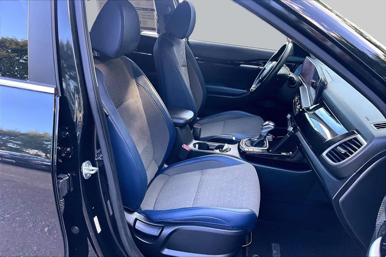Used 2024 Fusion Black Kia S image 8