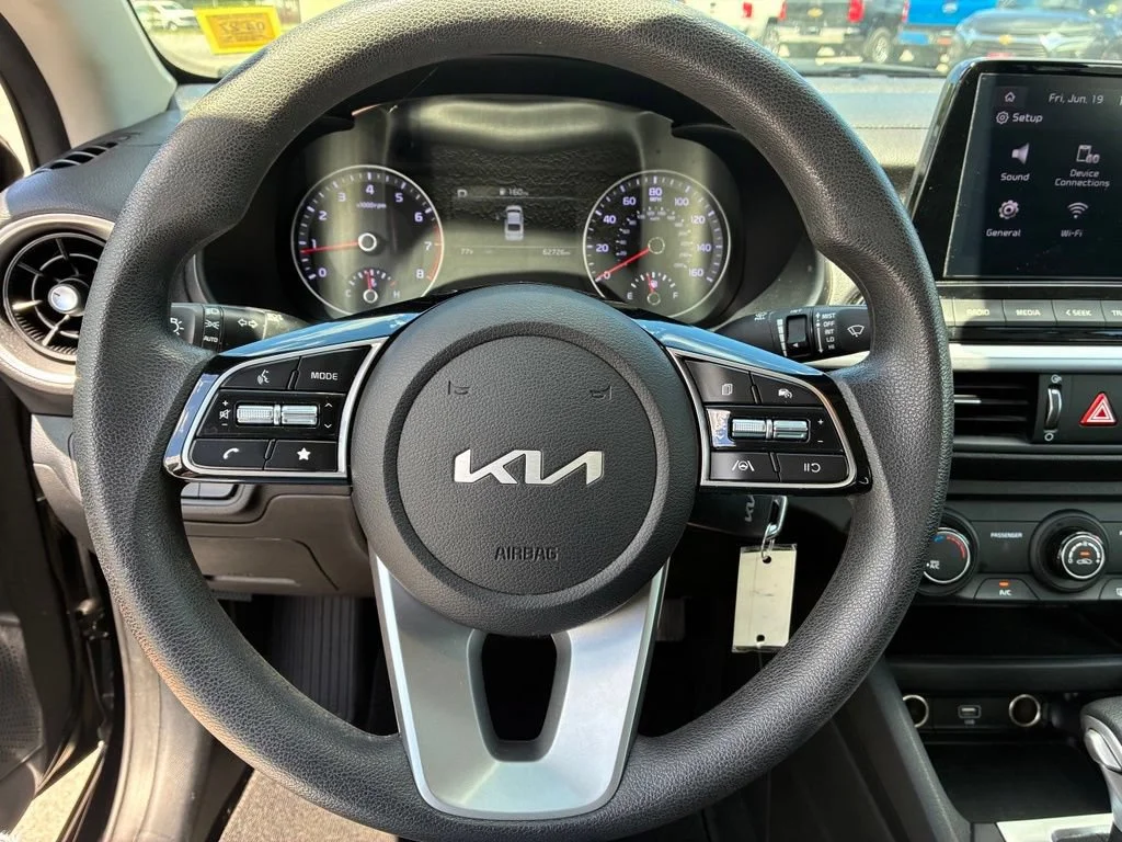 Used 2022 Aurora Black Kia LXS image 34