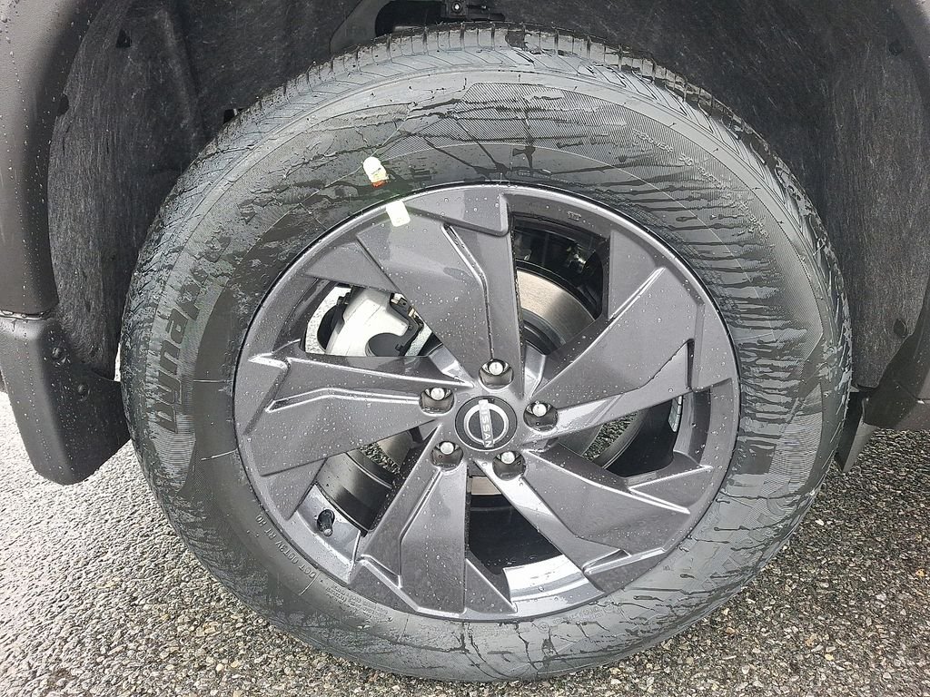 New 2026 White Nissan SV image 5