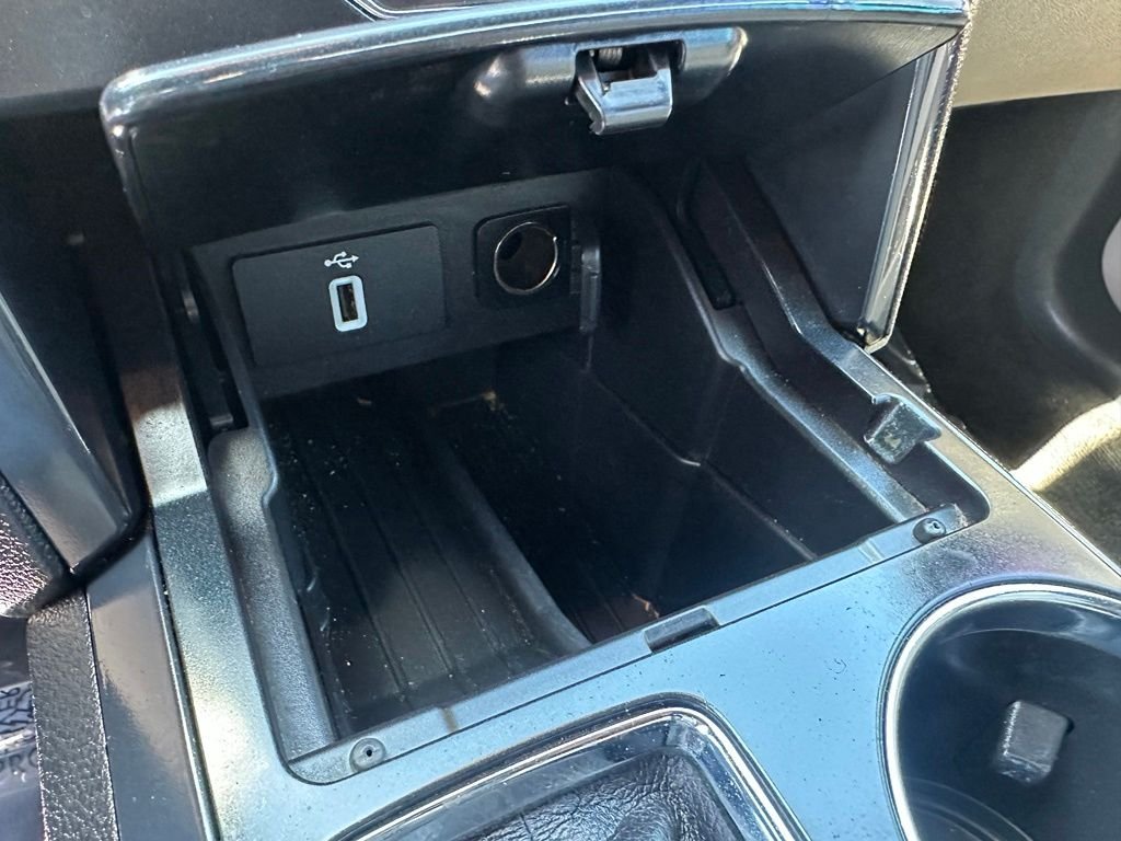 Used 2018 White Ford XLT image 6