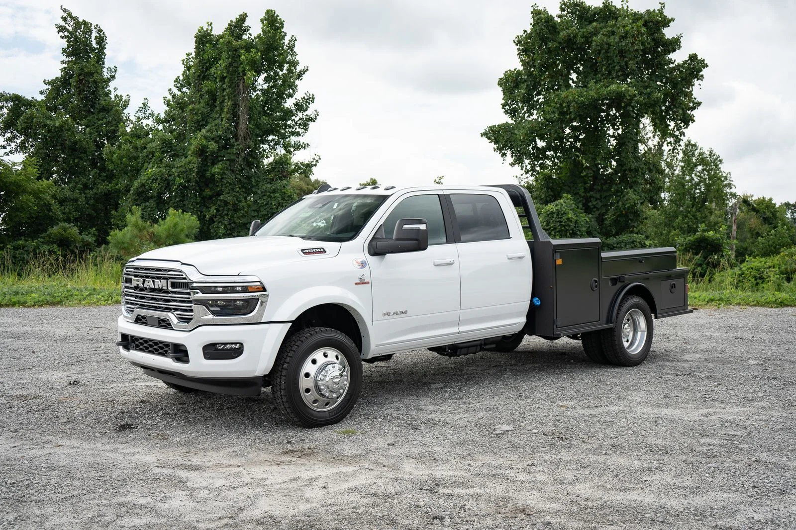 New 2026 Bright White Clearcoat RAM Tradesman image 10
