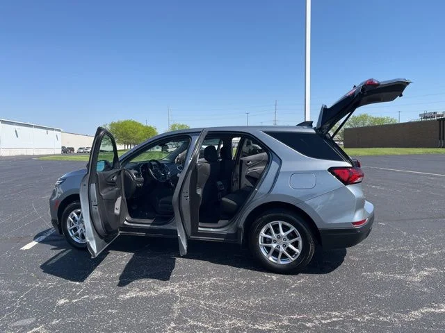 Used 2024 Gray Chevrolet LT image 21