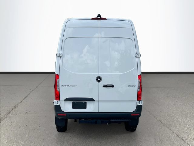 New 2026 Arctic+White Mercedes-Benz Cargo 144 WB image 6