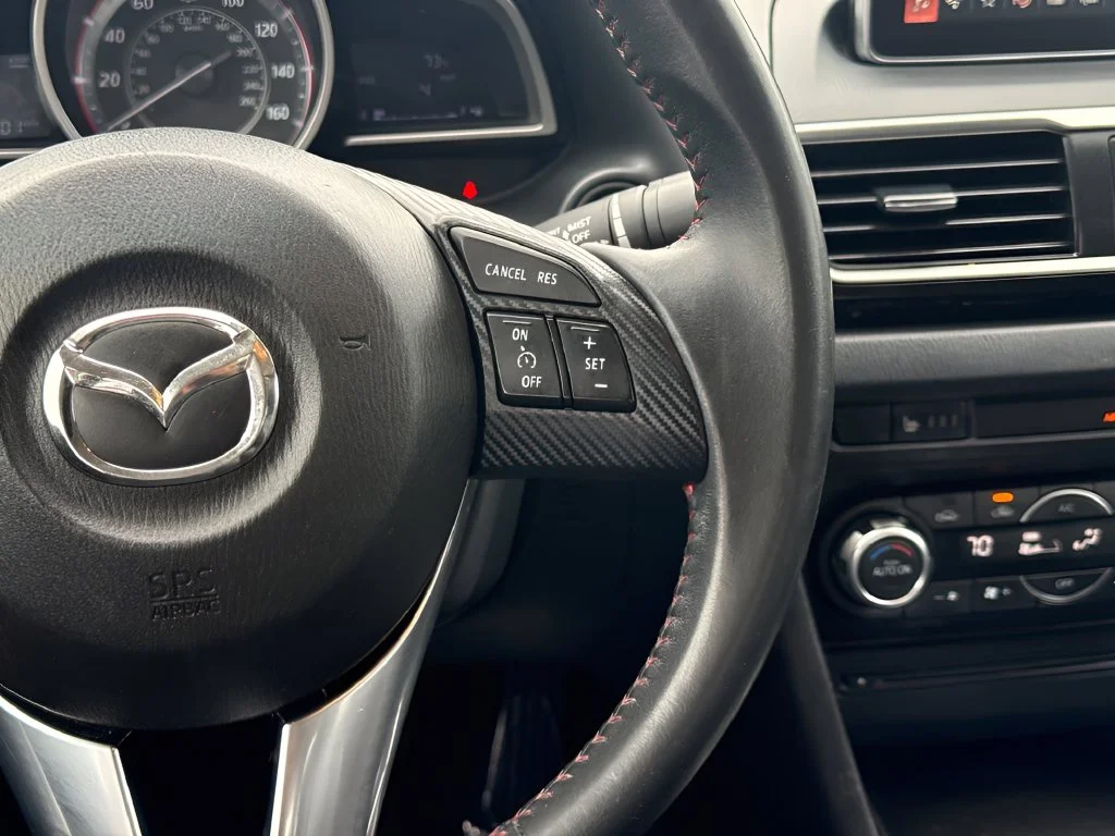 Used 2016 Red Mazda i Grand Touring image 15