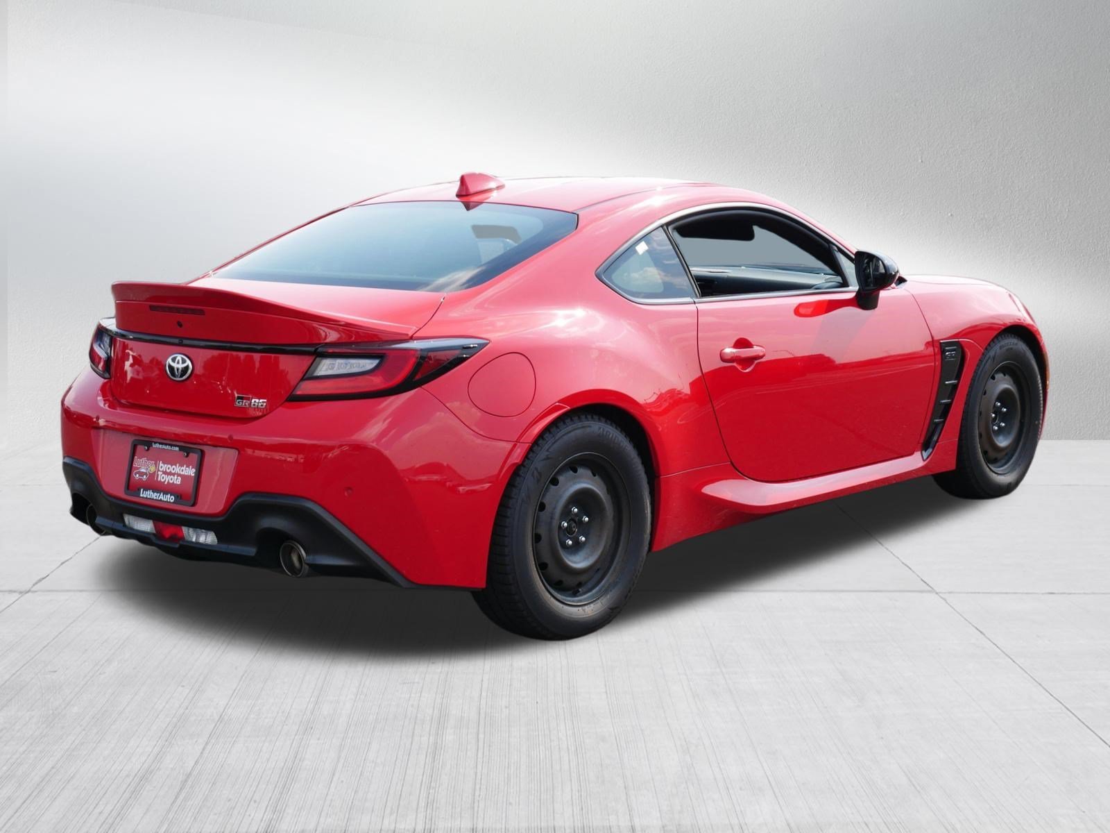 Certified Used 2023 TRACK bRED Toyota Premium image 5