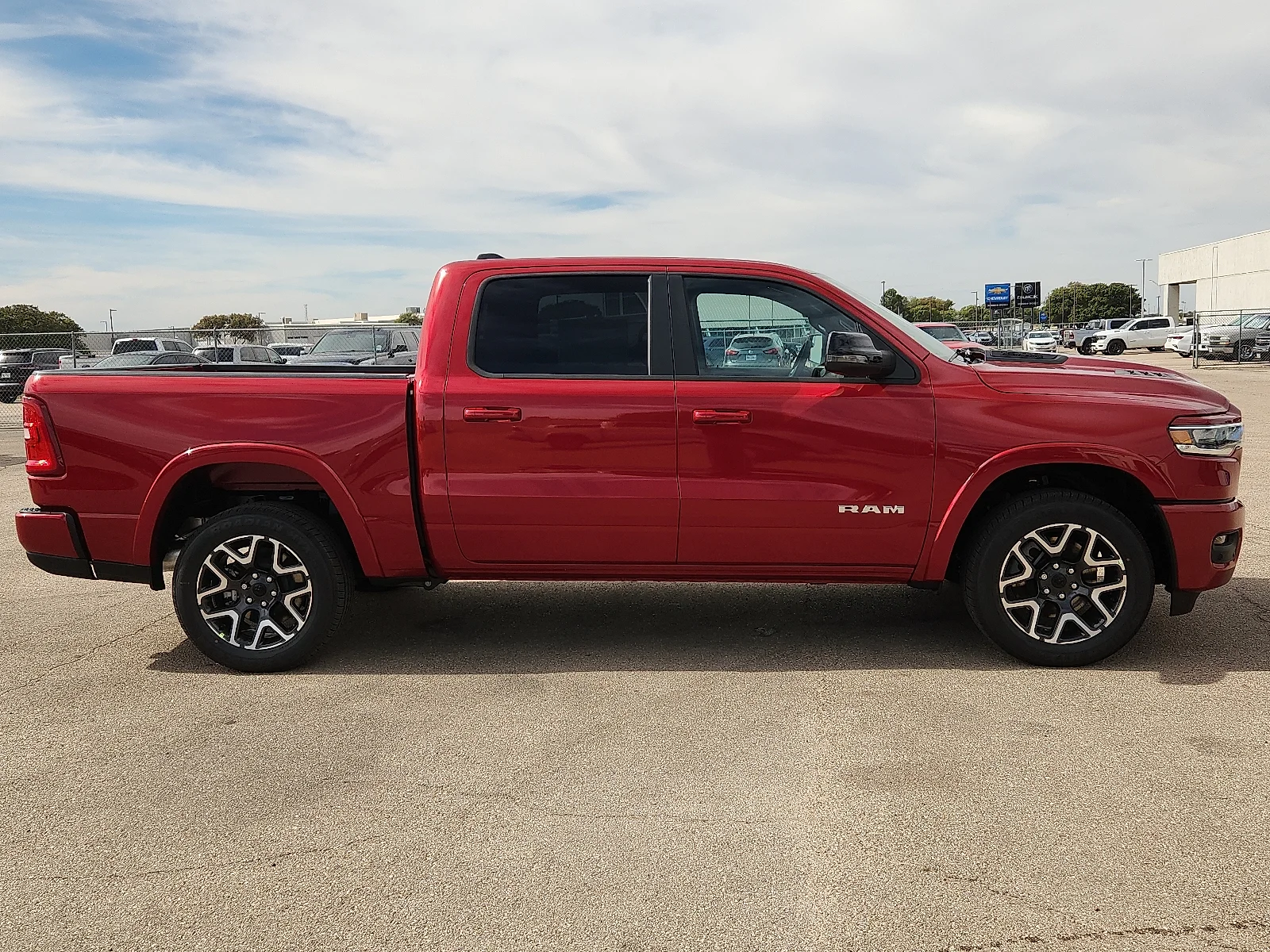 New 2027 Molten Red Pearl-Coat  Paint Ram LARAMIE CREW CAB 4X2 5