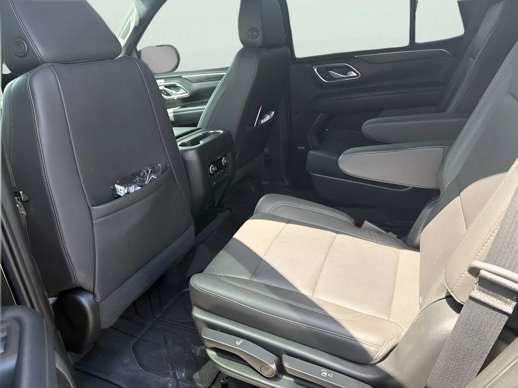 Used 2022 Black Chevrolet LT image 5