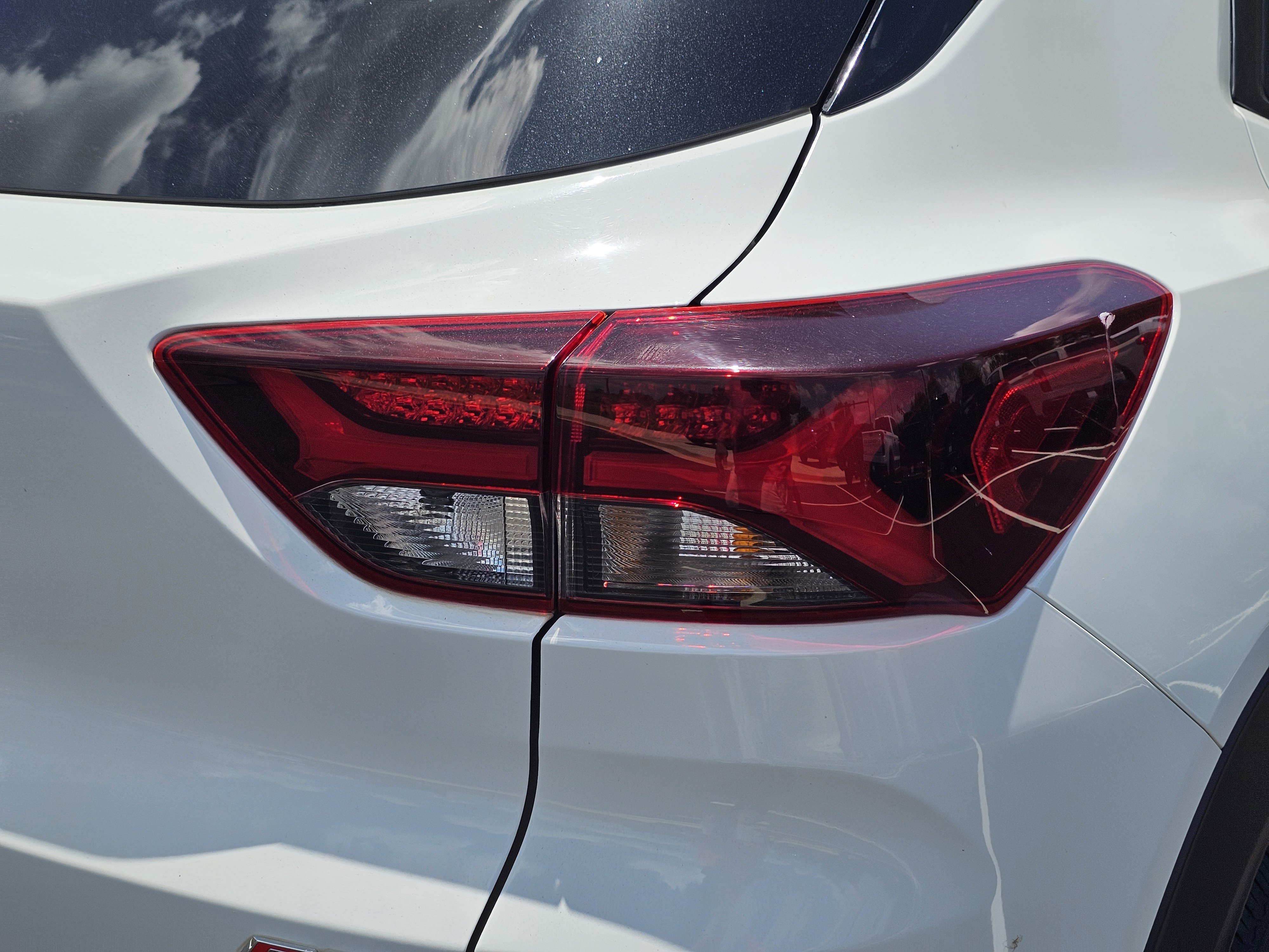 Used 2023 Summit White Chevrolet RS image 11