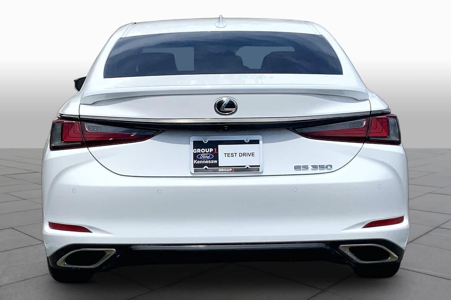 Used 2023 Ultra White Lexus F SPORT Handling image 5