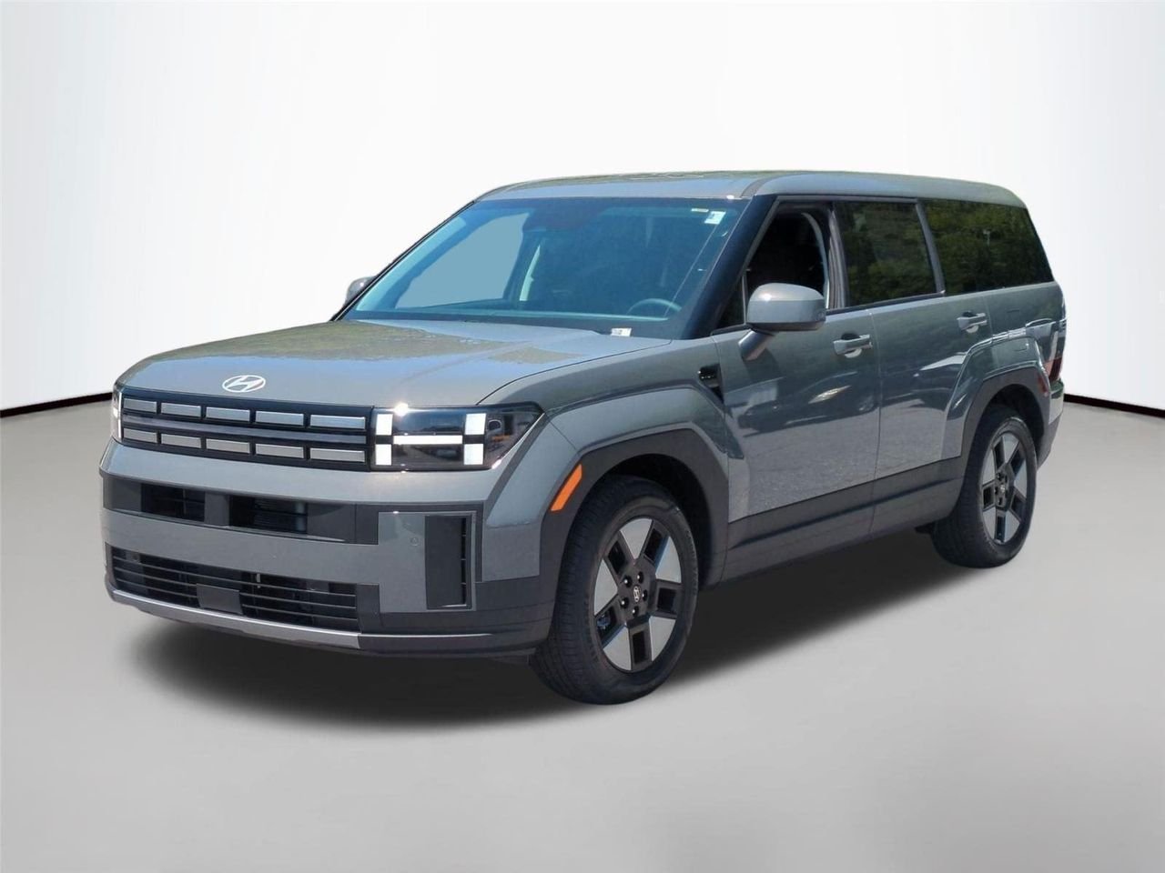 New 2026 Hampton Gray Hyundai SE image 1