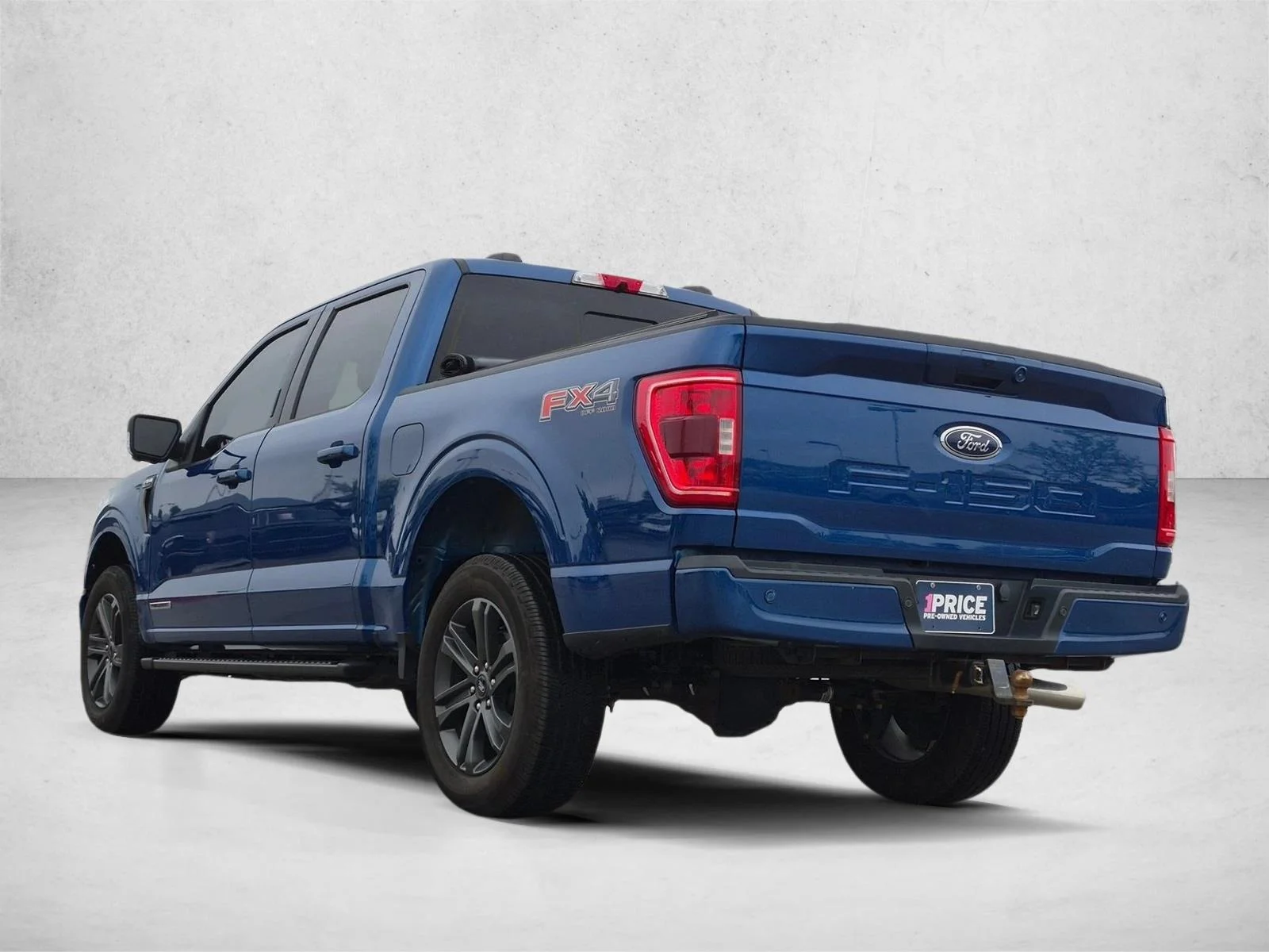 Used 2022 Atlas Blue Metallic Ford XLT image 7