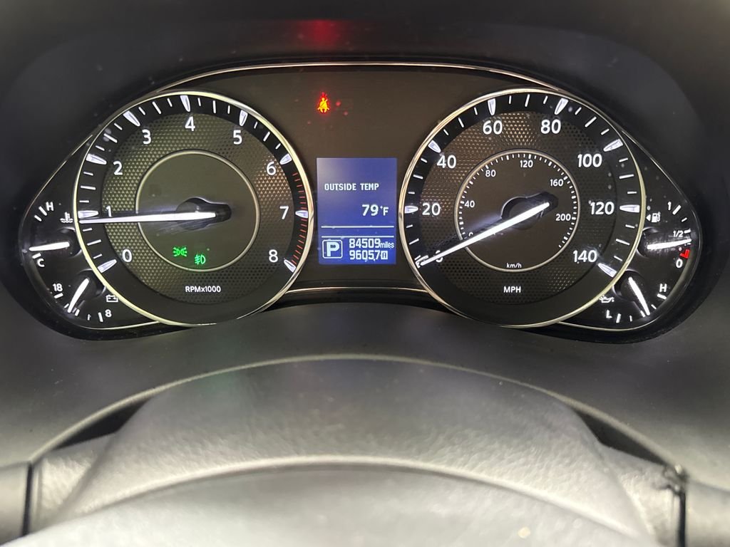 Used 2020 White Nissan Platinum image 15