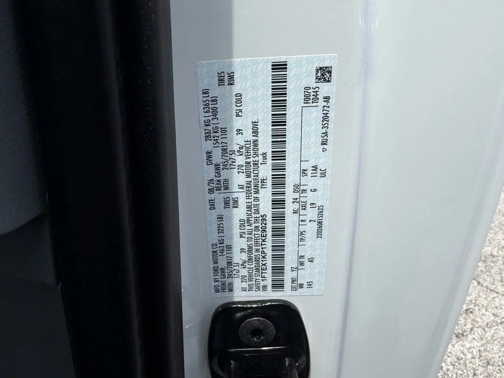New 2026 Oxford White Ford XL image 16