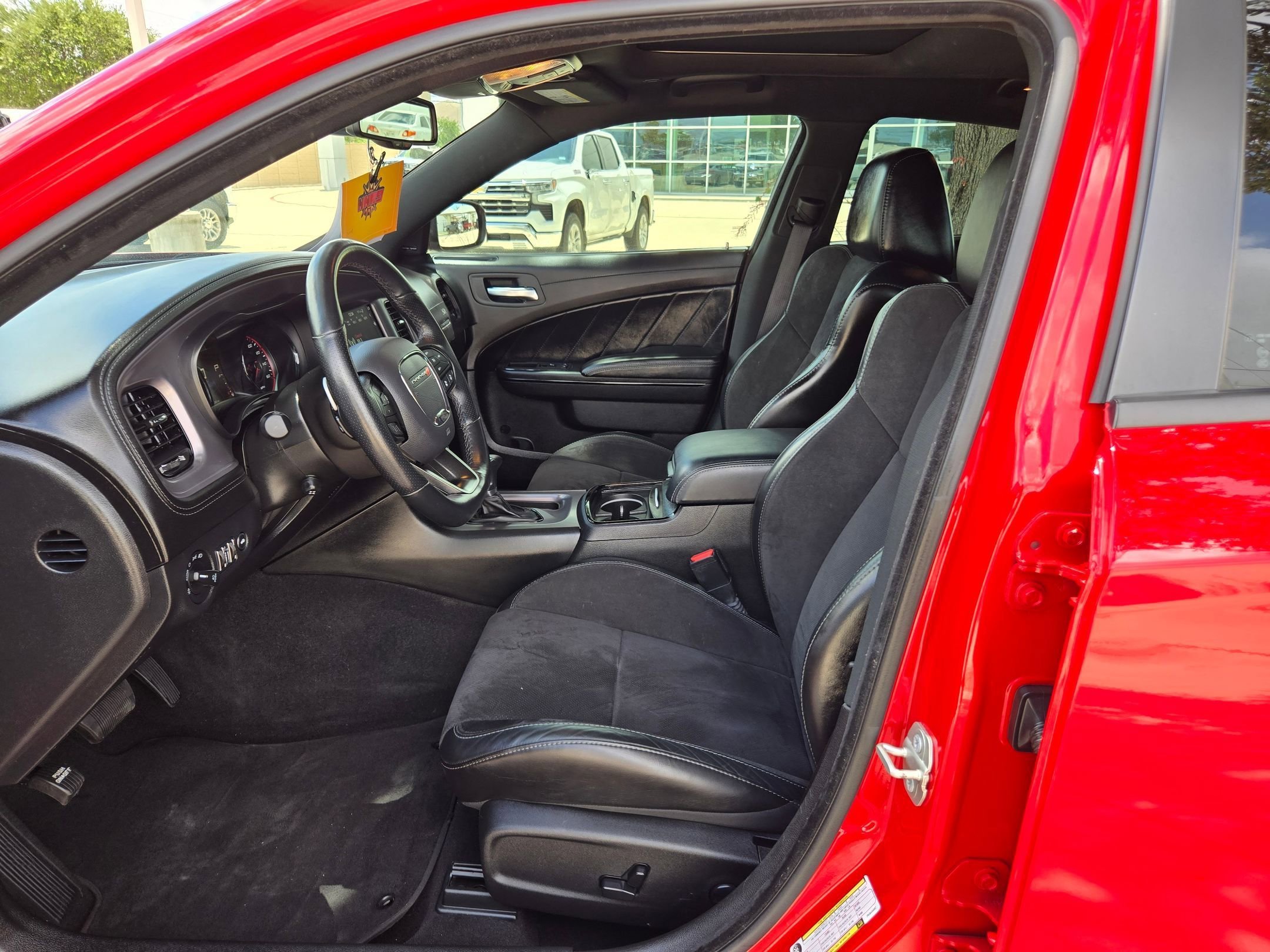 Used 2023 Torred Clearcoat Dodge R/T image 9