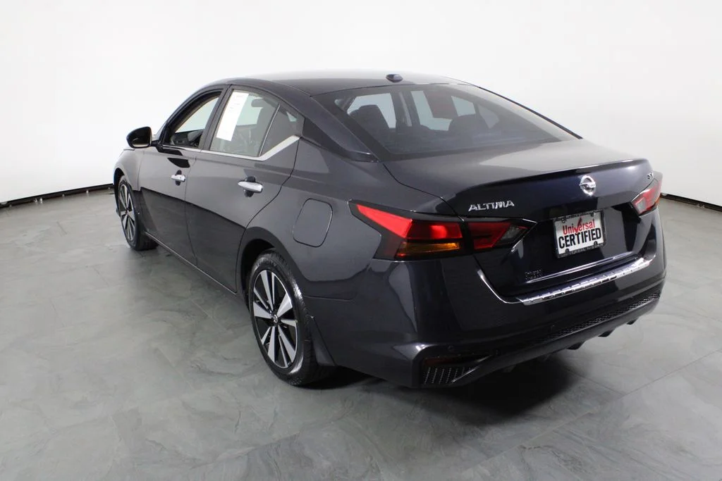 2022 Nissan Altima SV - Photo 16