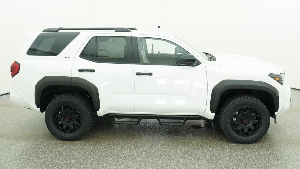 New 2026 Ice Cap Toyota SR5 image 14