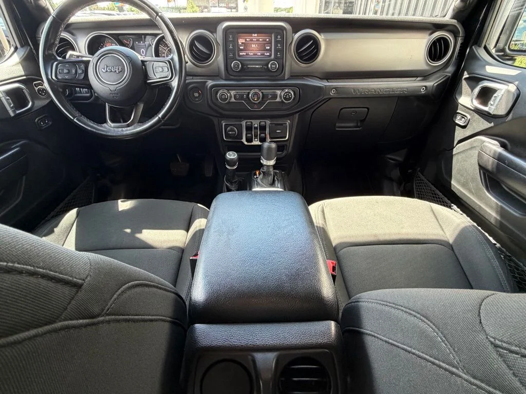 Used 2020 Black Jeep Unlimited Sport S image 8