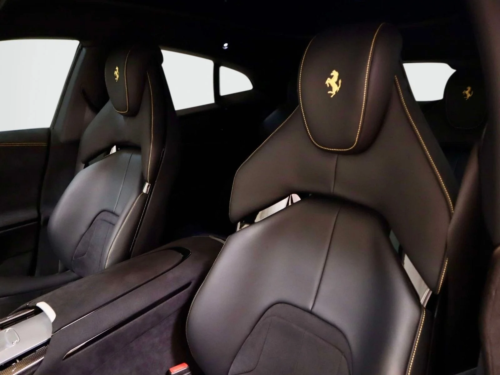 Certified Used 2024 Grigio Titanio Metall Ferrari  image 22