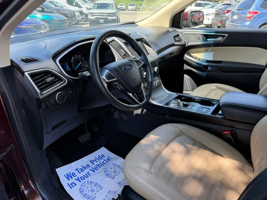 Used 2019 Red Ford SEL image 19